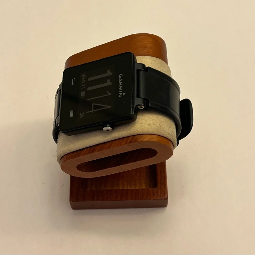 Garmin Vivoactive,‎ Tested, Charger Included, No Scratches,